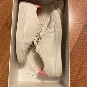 Givenchy Sneakers